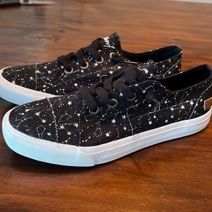 Women’s slip on by Blowfish NWT SIZE 9.5